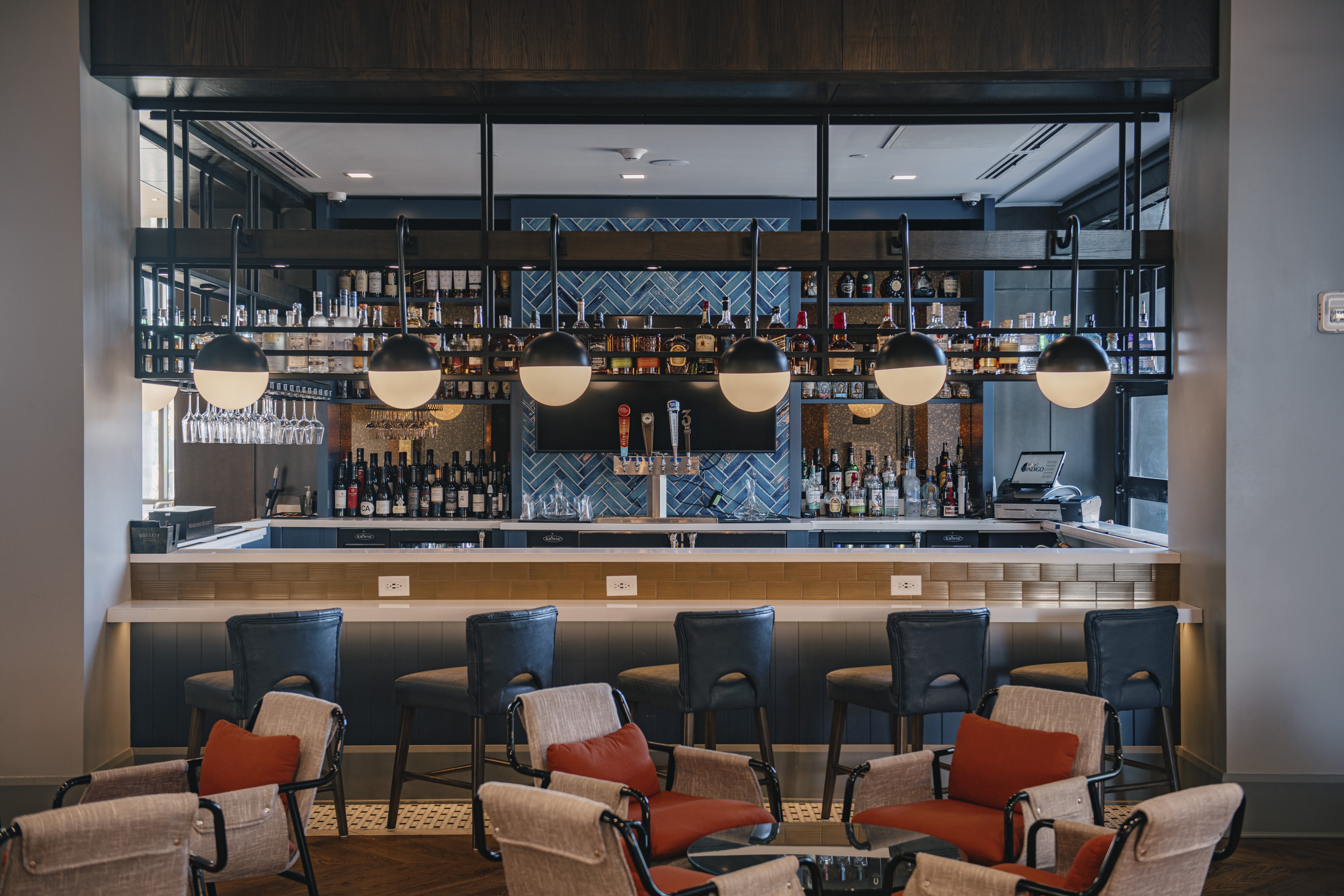 hotel indigo columbus at riverfront place an ihg hotel