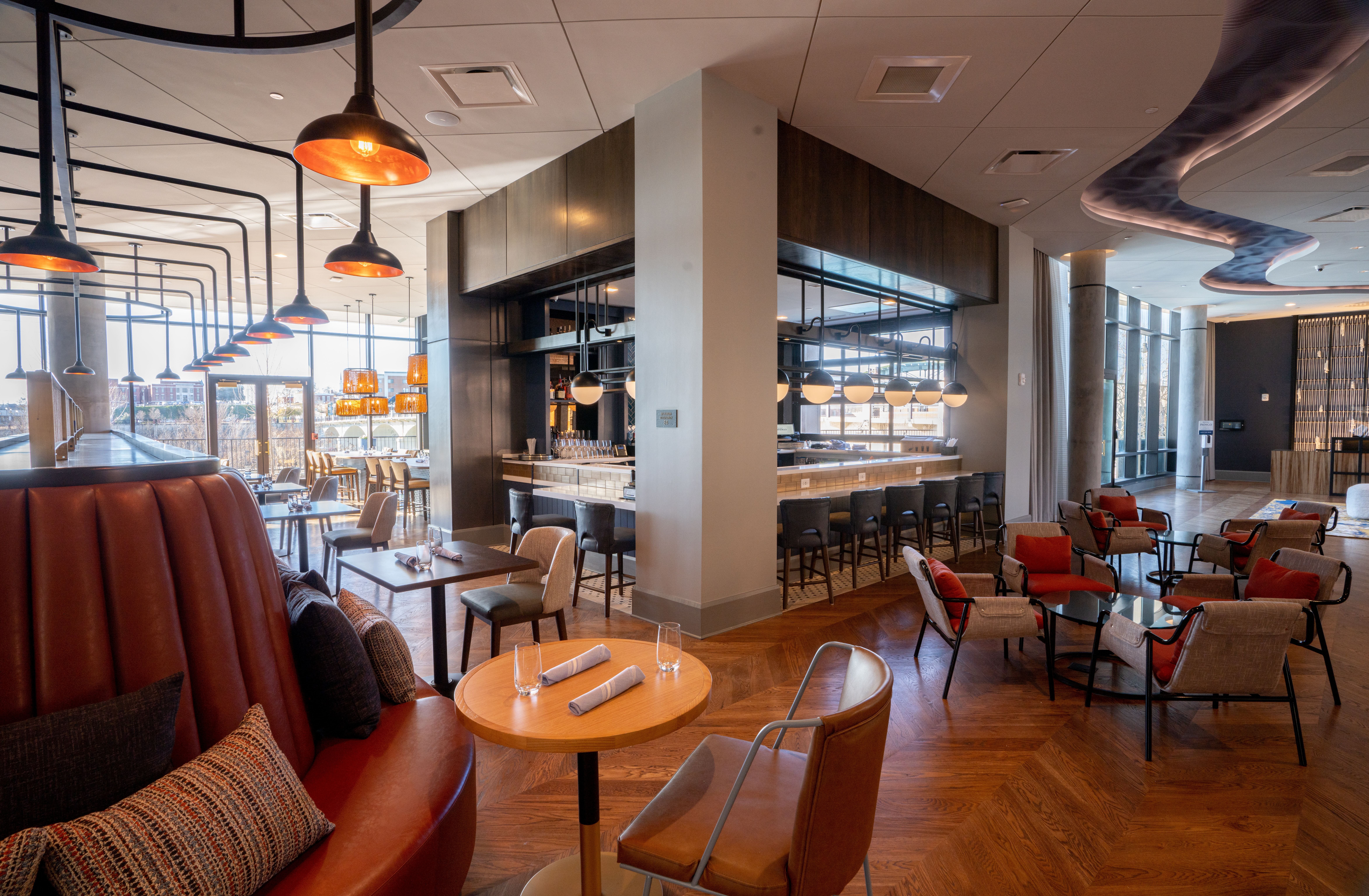 hotel indigo columbus at riverfront place an ihg hotel