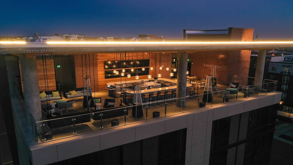 hotel indigo columbus at riverfront place an ihg hotel