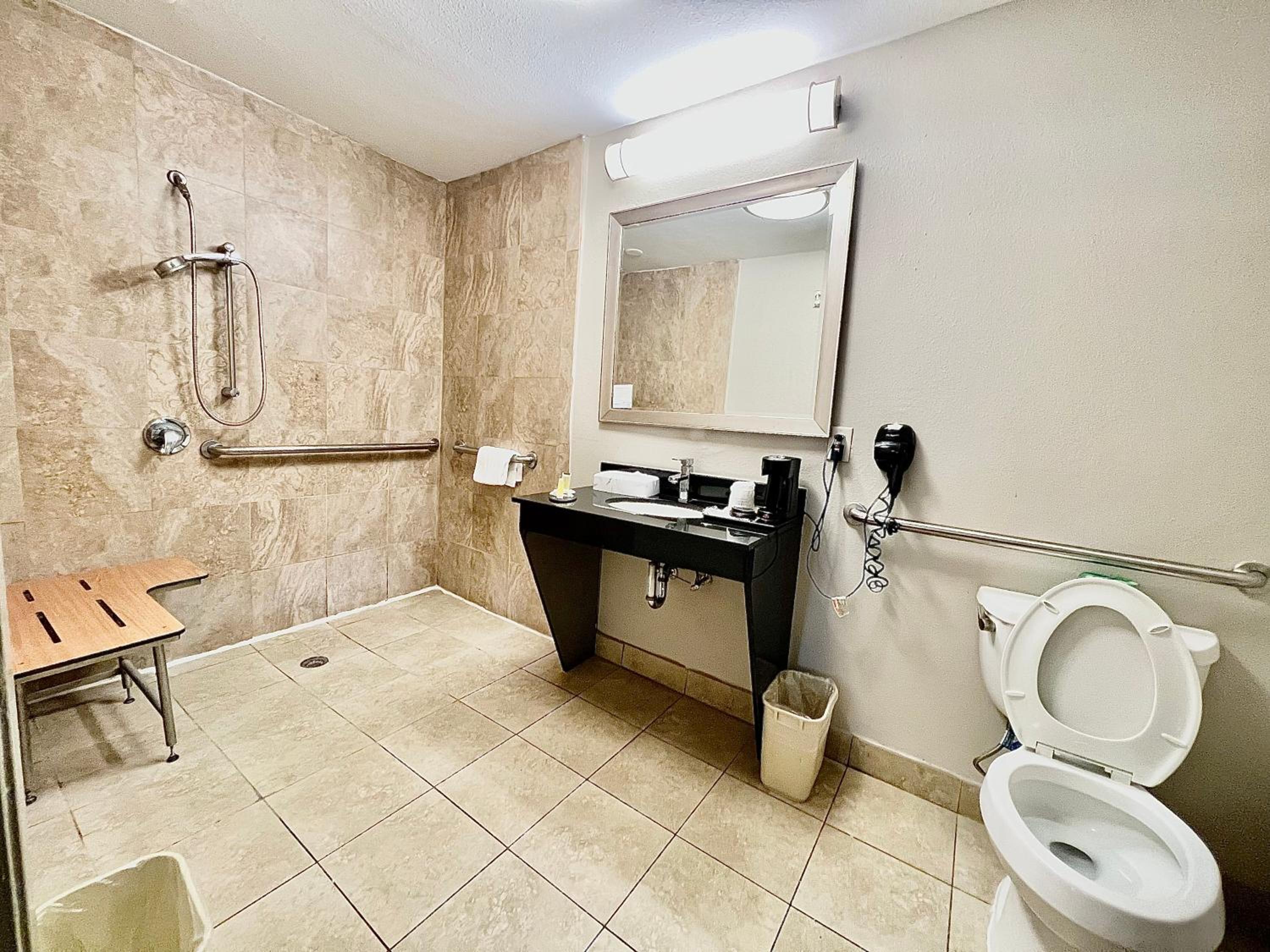 hampton inn and suites houston east beltway 8