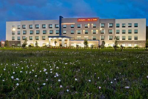 hampton inn and suites houston east beltway 8