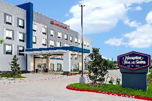 hampton inn and suites houston east beltway 8