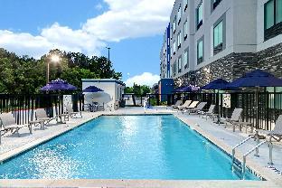 hampton inn and suites houston east beltway 8