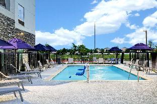 hampton inn and suites houston east beltway 8