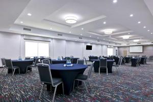 hampton inn and suites houston east beltway 8
