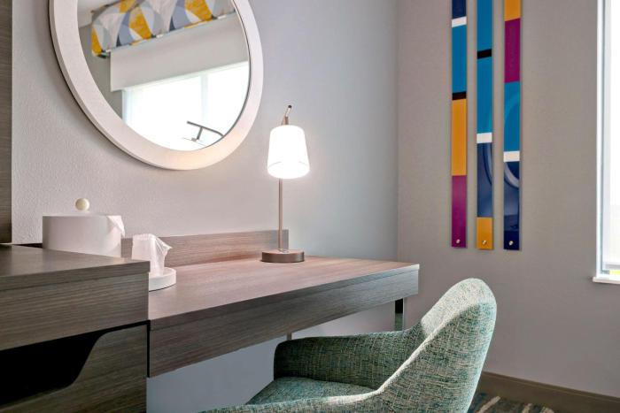 hampton inn and suites houston east beltway 8