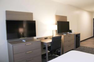 best western plus winkler