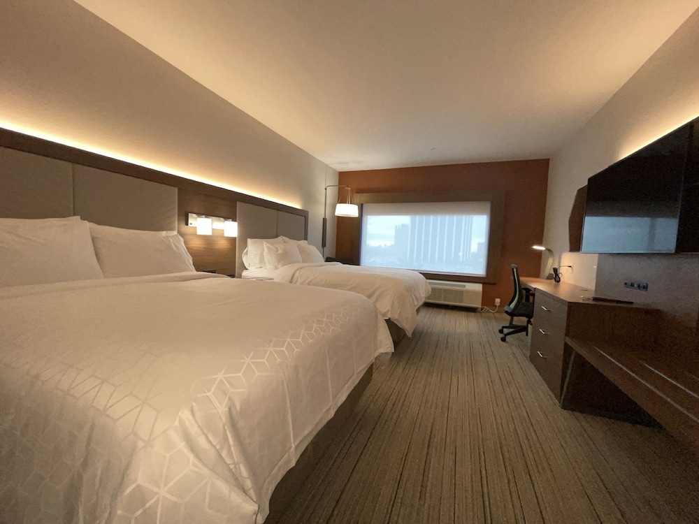 hol inn exp dallas market ctr love field