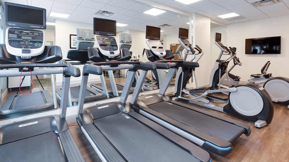 holiday inn express and suites latta an ihg hotel