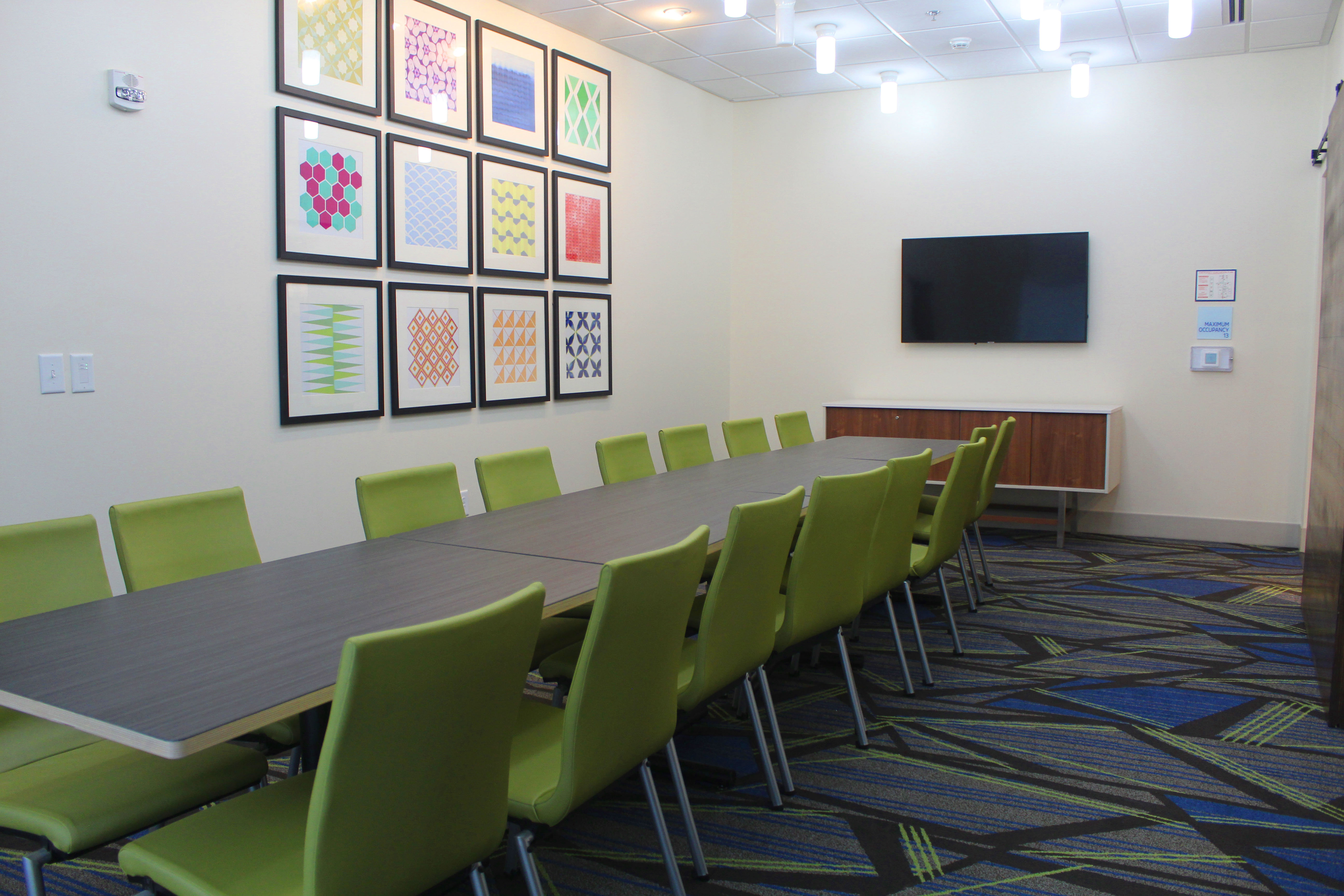 holiday inn express and suites latta an ihg hotel