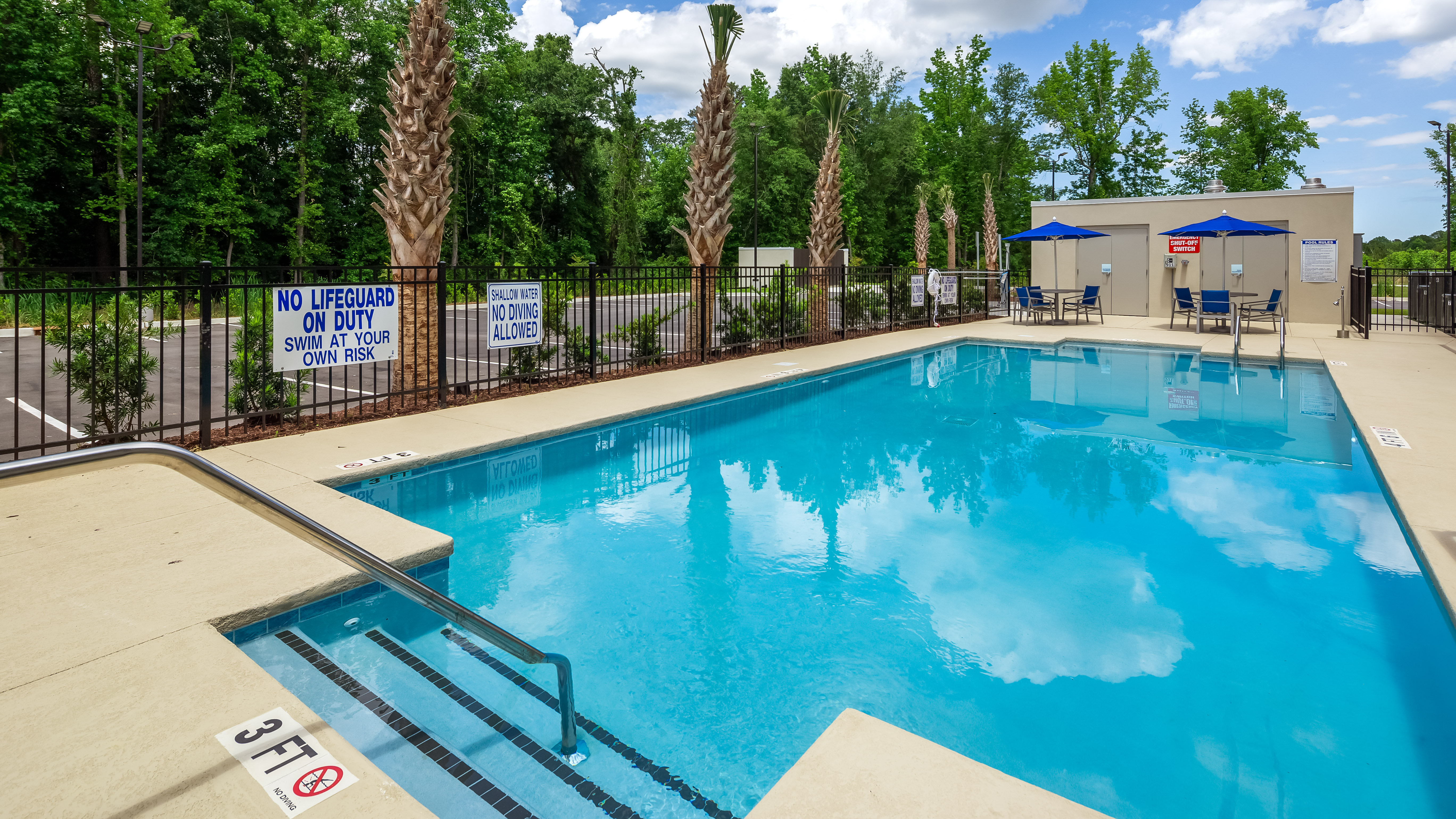 holiday inn express and suites latta an ihg hotel