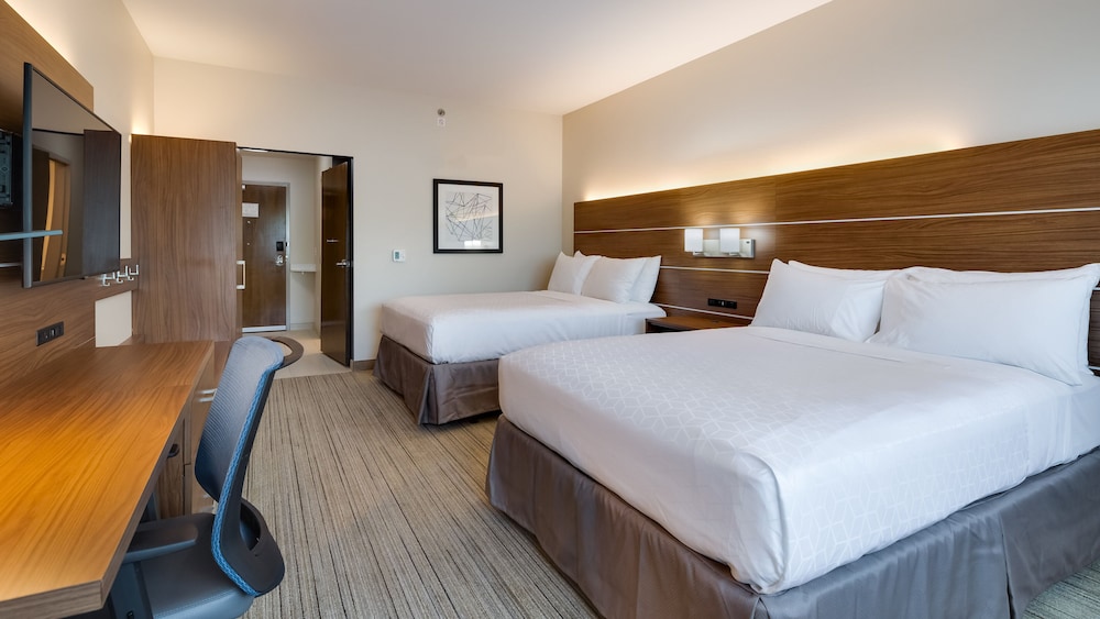 holiday inn express and suites latta an ihg hotel