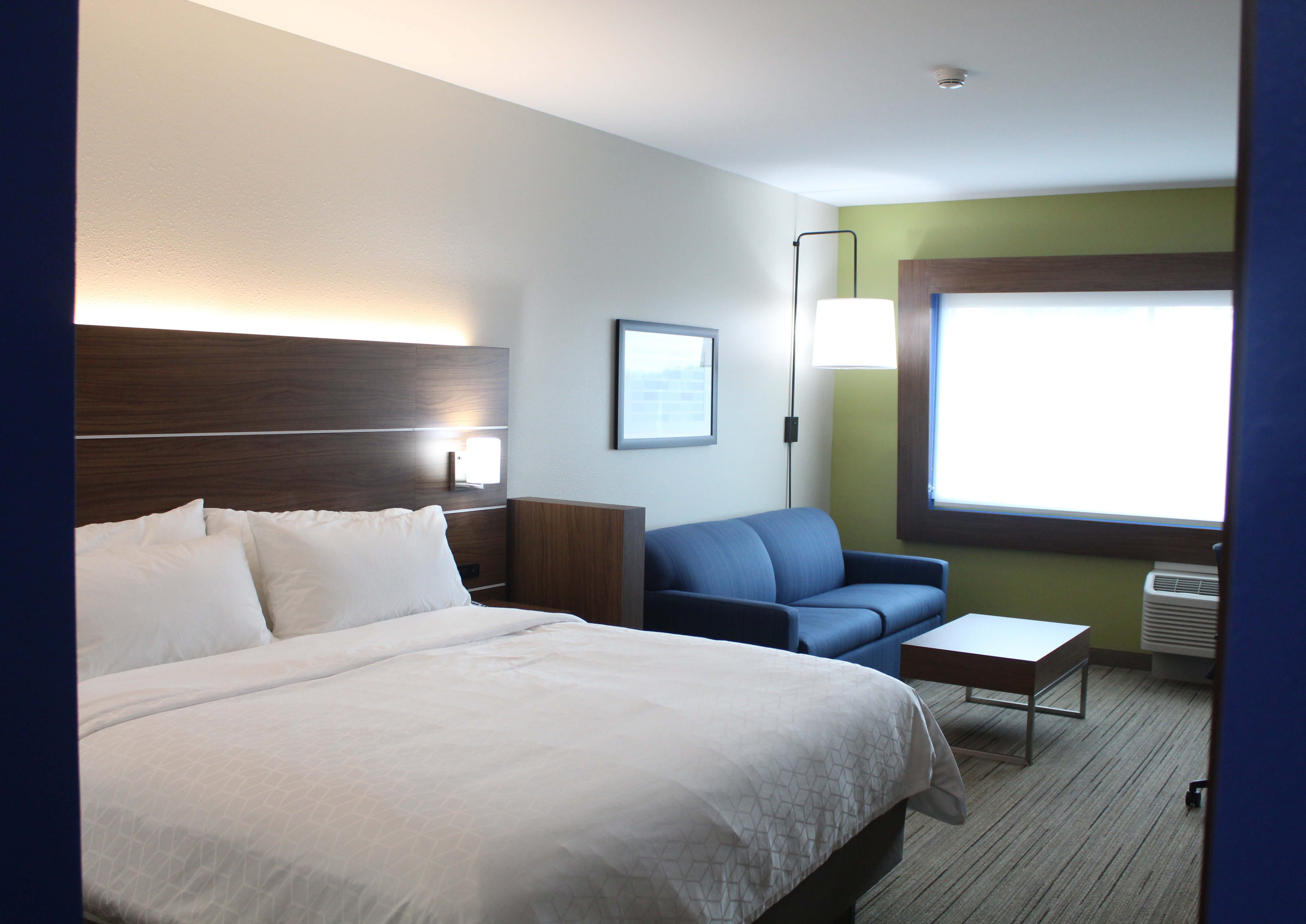 holiday inn express and suites latta an ihg hotel