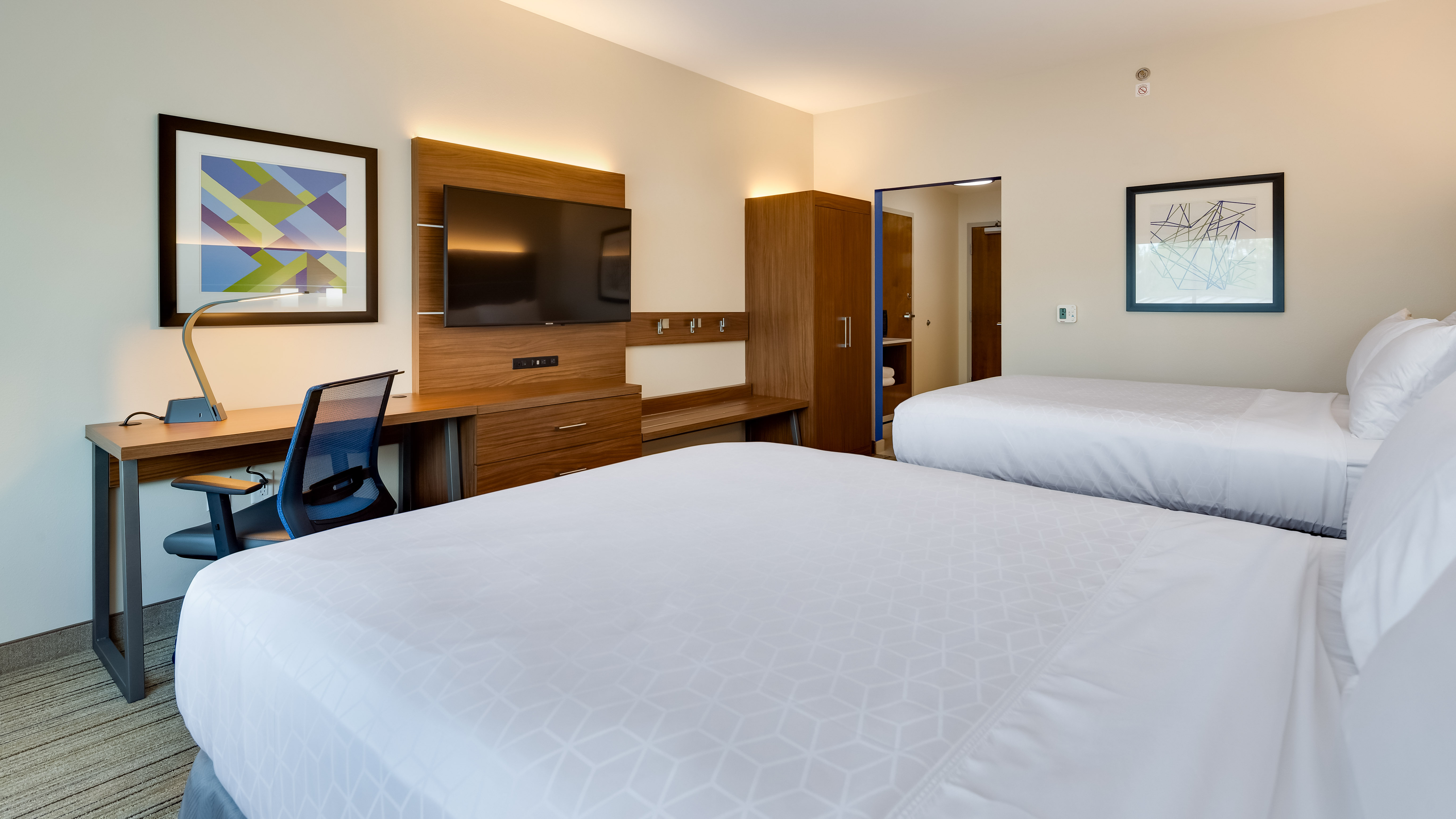 holiday inn express and suites latta an ihg hotel