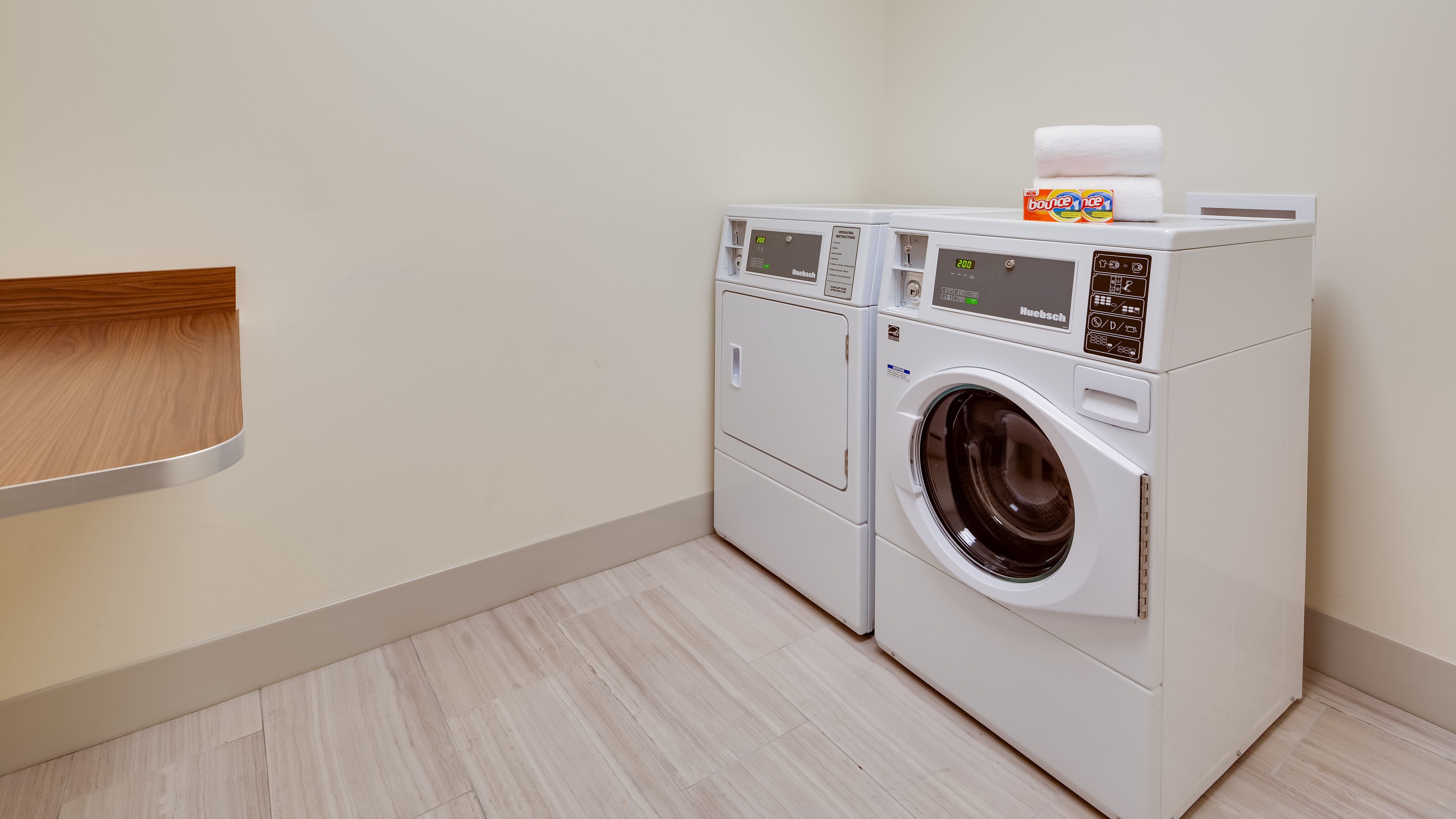 holiday inn express and suites latta an ihg hotel