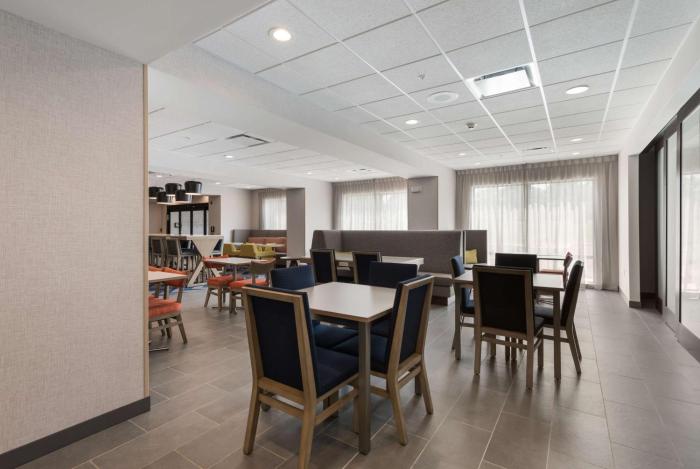 hampton inn niles
