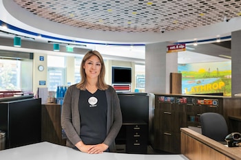 tru by hilton lathrop ca