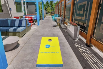 tru by hilton lathrop ca