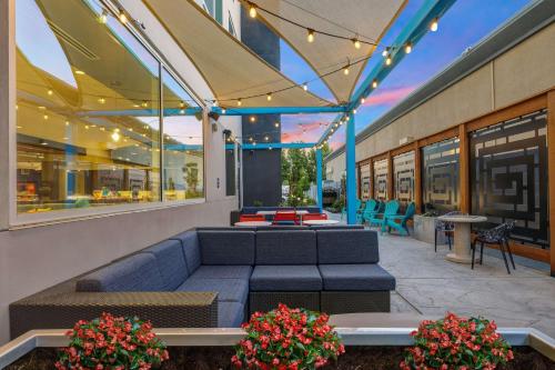 Tru By Hilton Lathrop, Ca,Lathrop>>Alameda,3 star