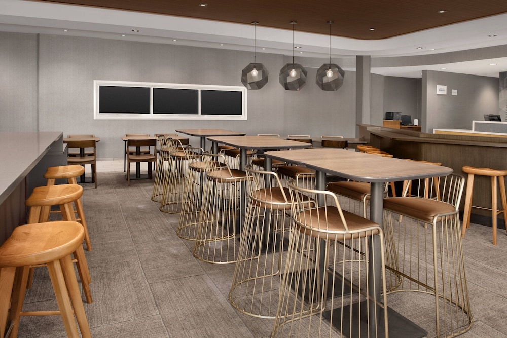 springhill suites by marriott charleston airport and convention center