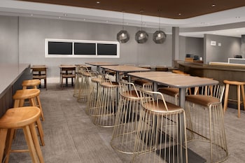 springhill suites by marriott charleston airport and convention center