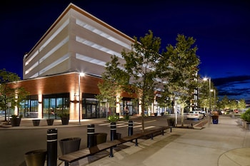 home2 suites by hilton boston south bay