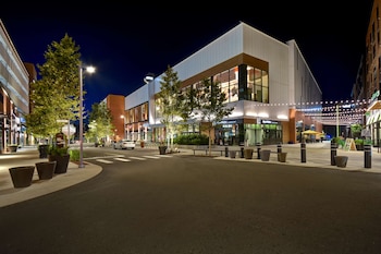 home2 suites by hilton boston south bay