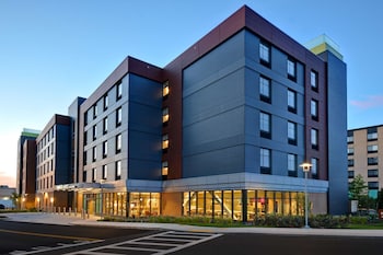 home2 suites by hilton boston south bay
