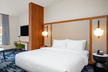 fairfield inn and suites by marriott harrisburg west mechanicsburg
