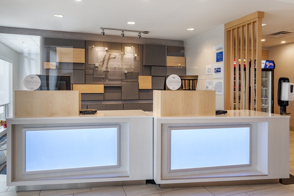 holiday inn express and suites lancaster mount joy