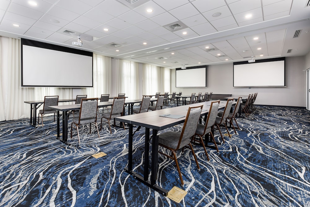 courtyard by marriott pensacola west