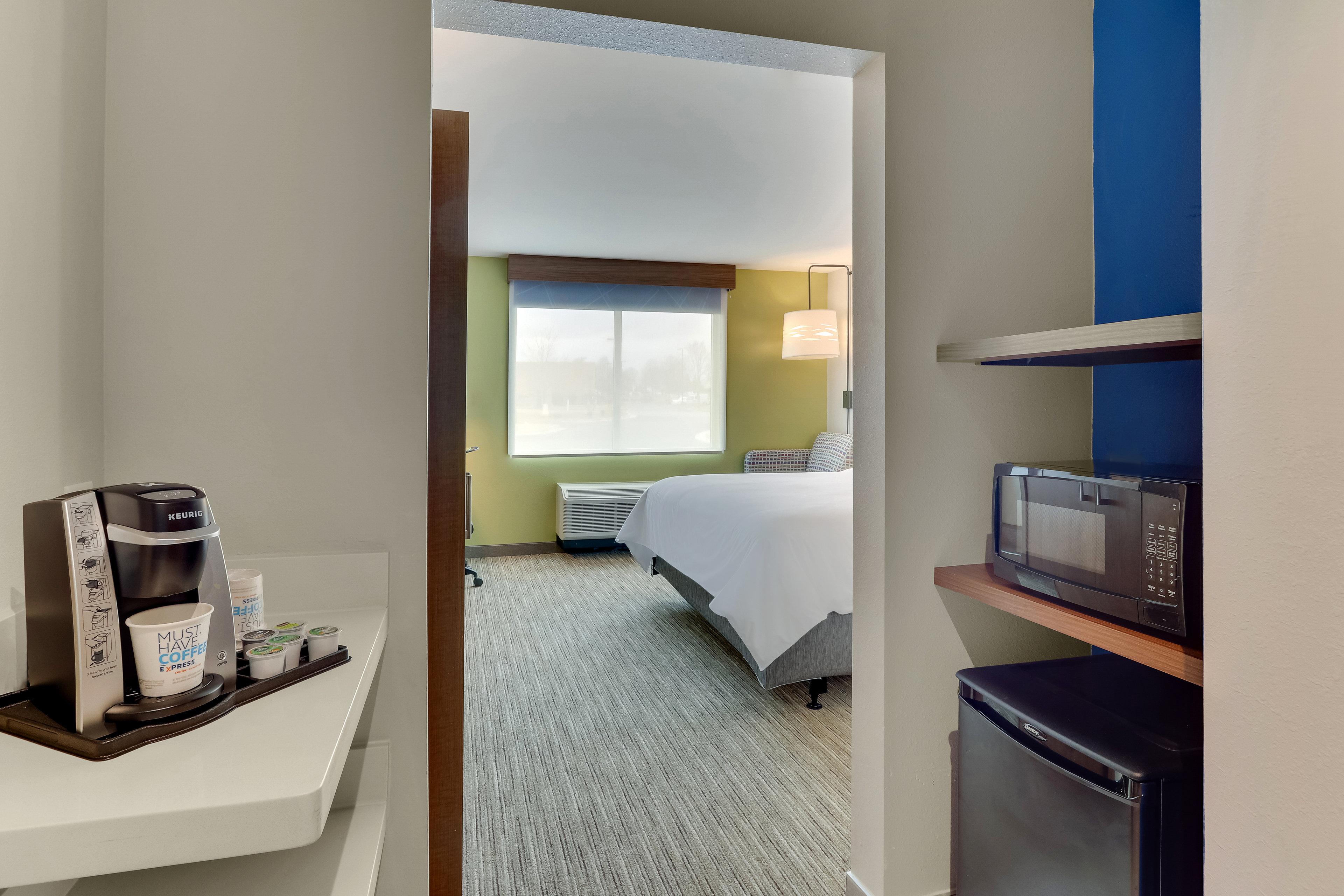 holiday inn express and suites dawsonville an ihg hotel