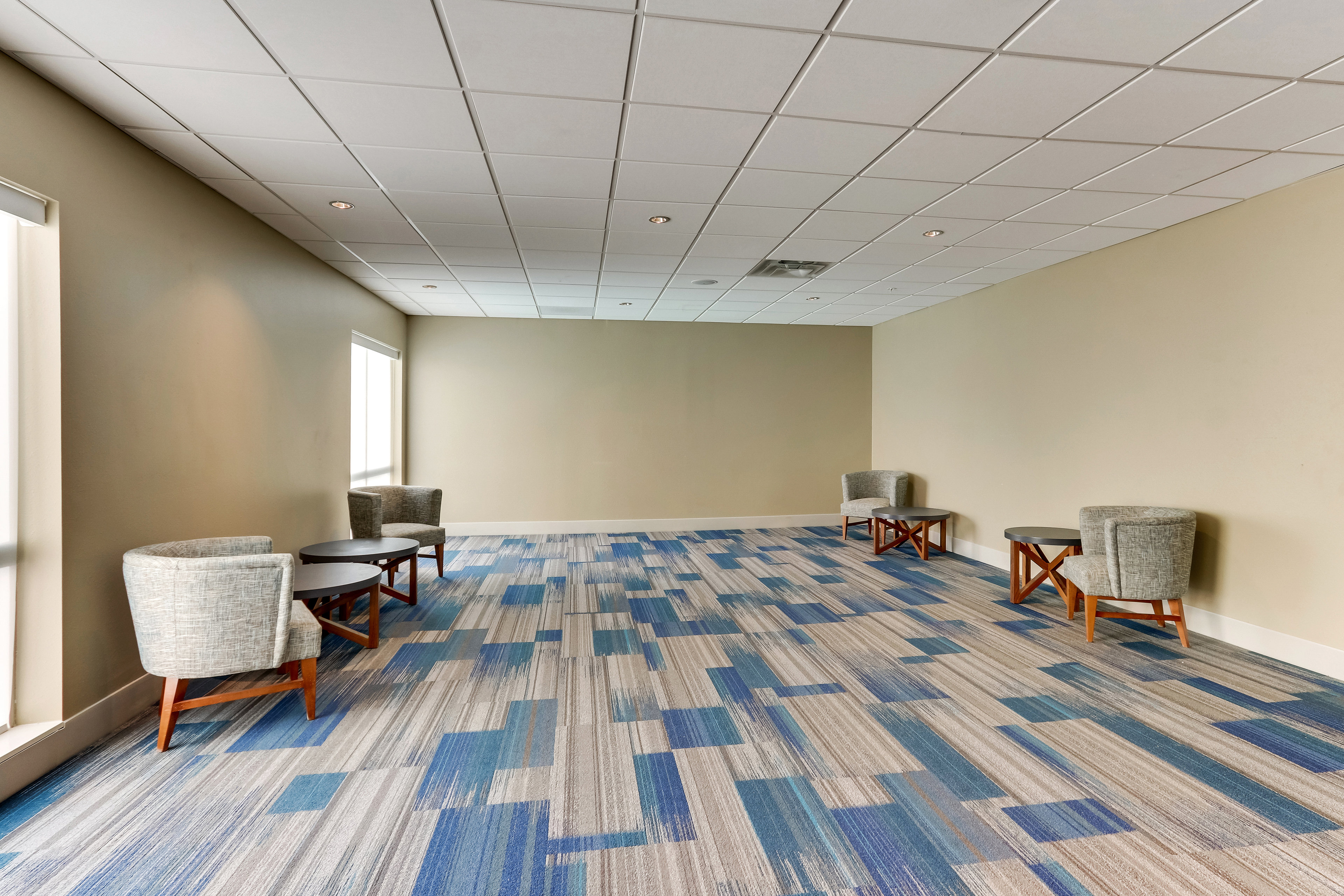 holiday inn express and suites dawsonville an ihg hotel