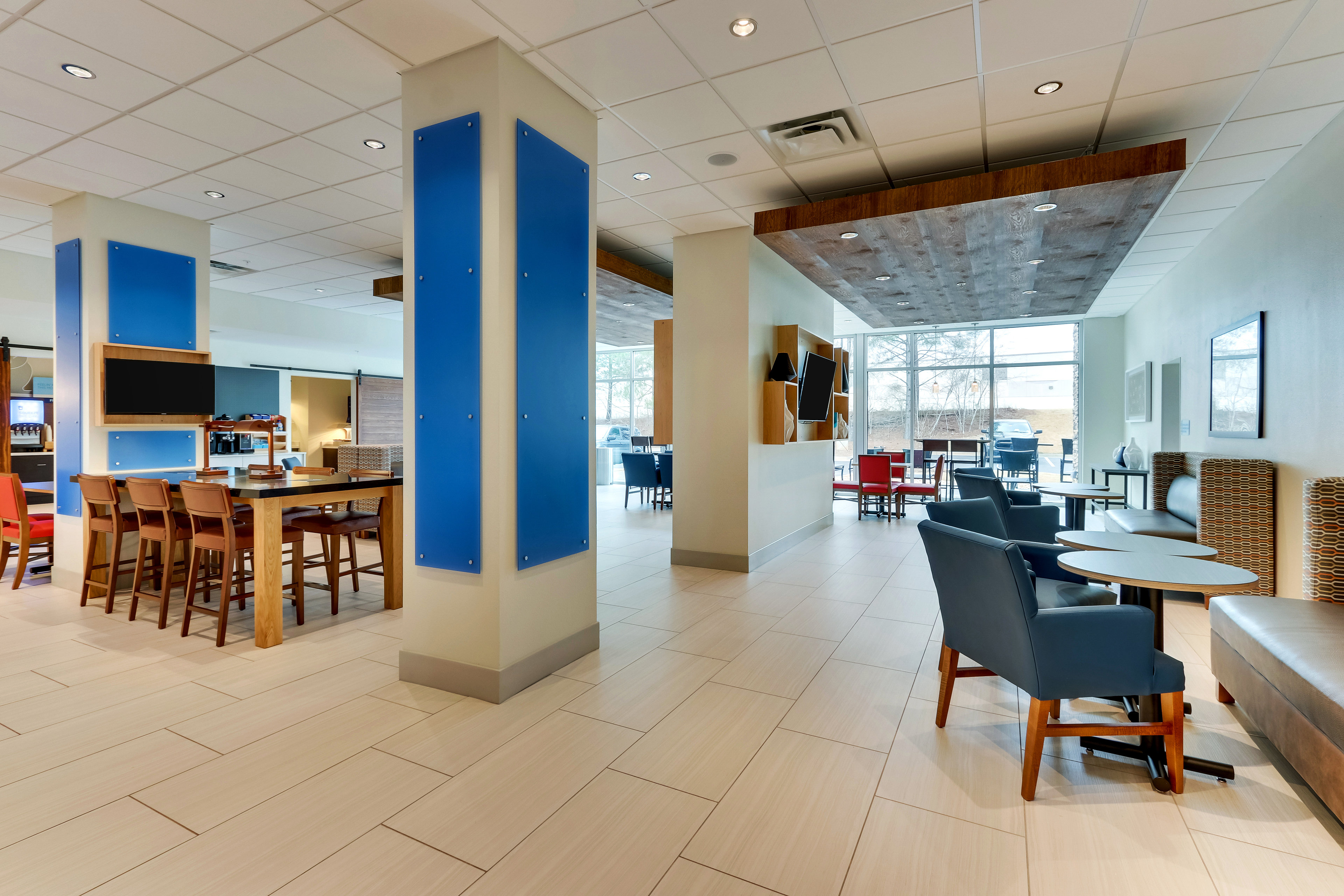 holiday inn express and suites dawsonville an ihg hotel