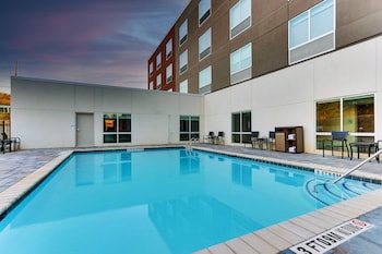 Holiday Inn Express & Suites Dawsonville, An Ihg Hotel,Atlanta>>Amicalola,2.5 star