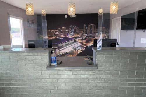 super 8 by wyndham phoenix west
