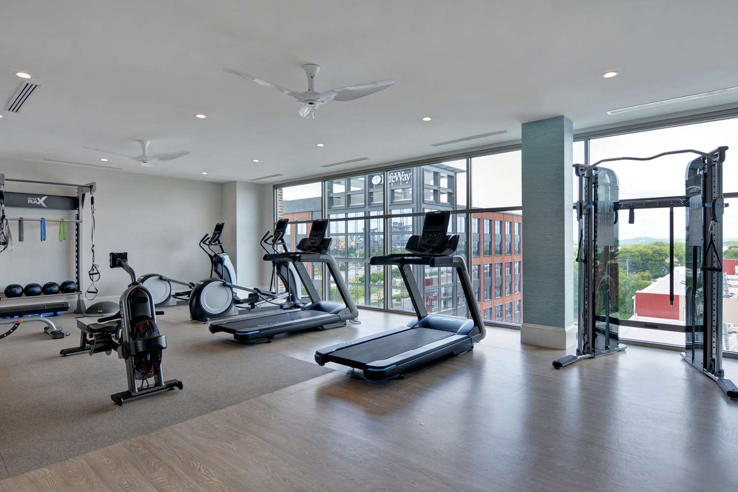 hampton inn and suites nashville downtown capitol view