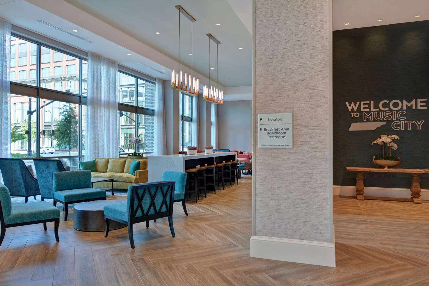 hampton inn and suites nashville downtown capitol view