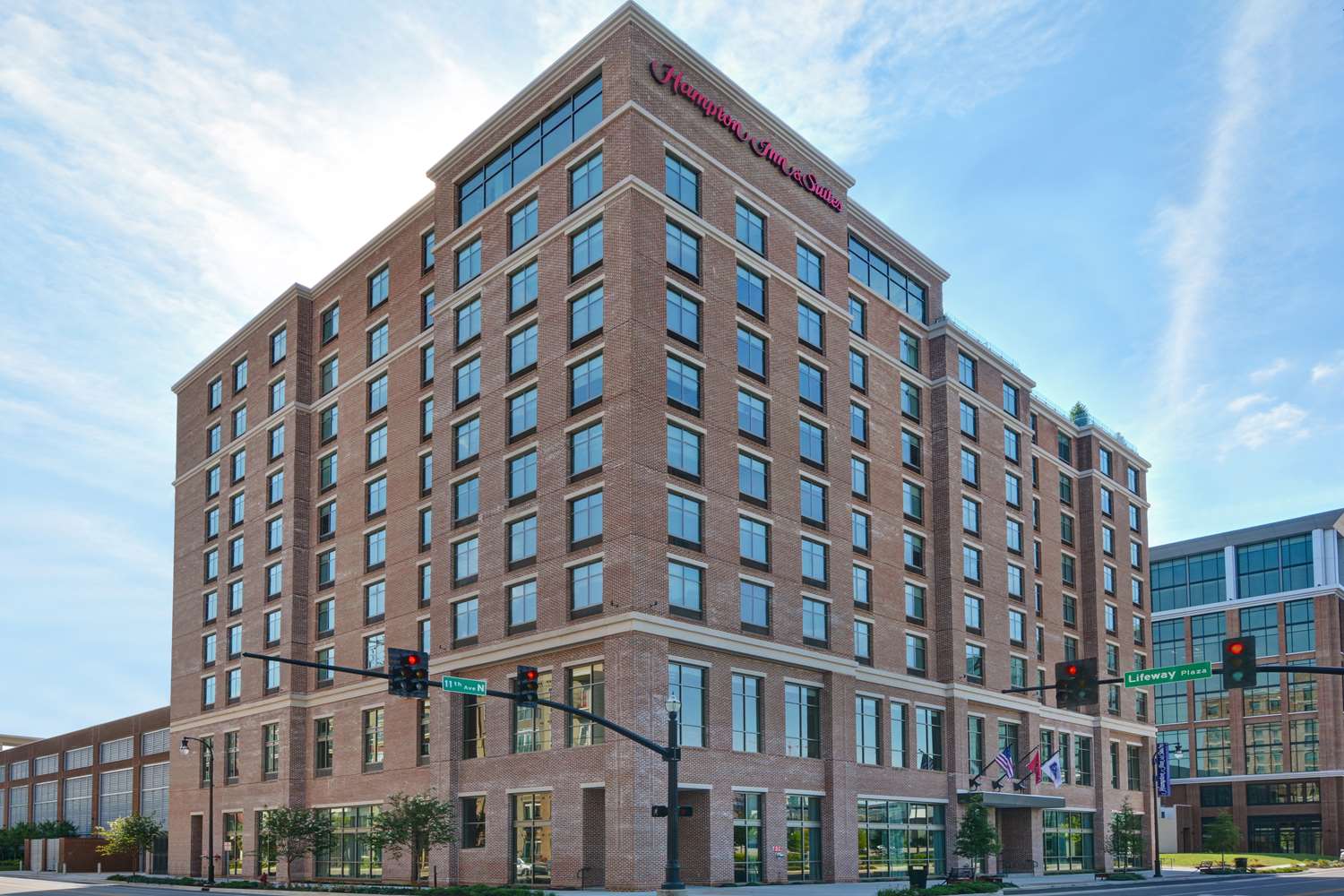 hampton inn and suites nashville downtown capitol view