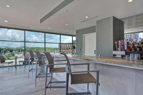 hampton inn and suites nashville downtown capitol view