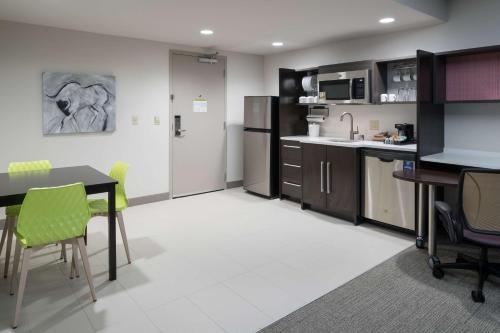 home2 suites by hilton fort worth cultural district