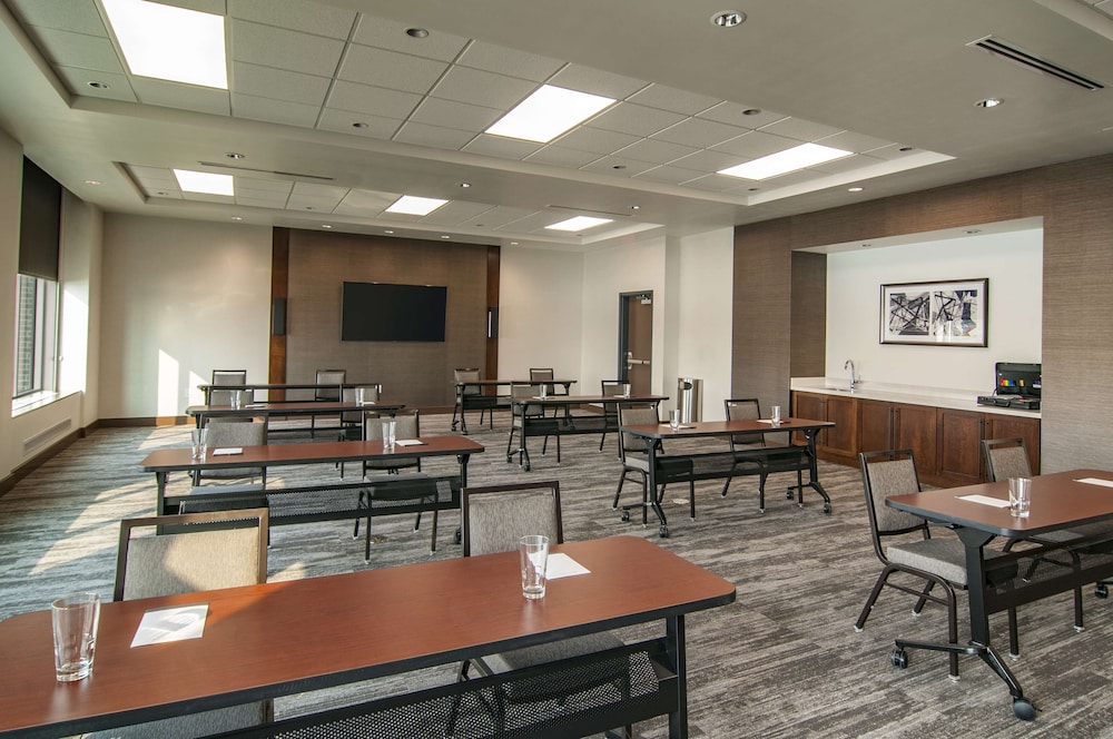 hyatt place sioux falls south