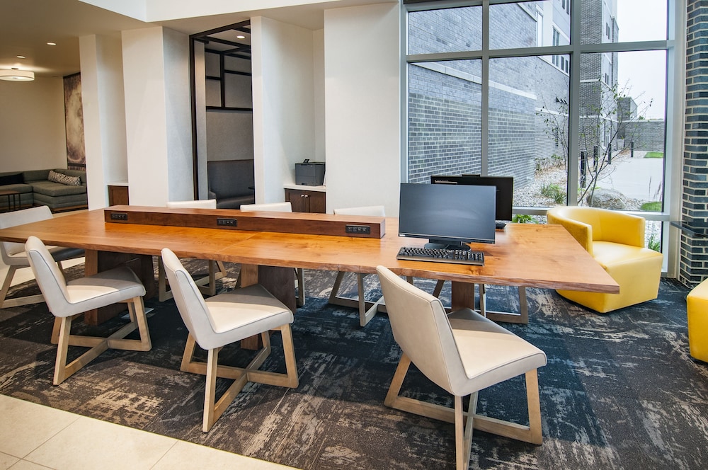 hyatt place sioux falls south