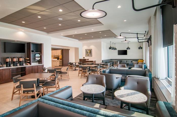 hyatt place sioux falls south