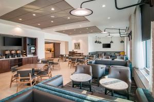 hyatt place sioux falls south