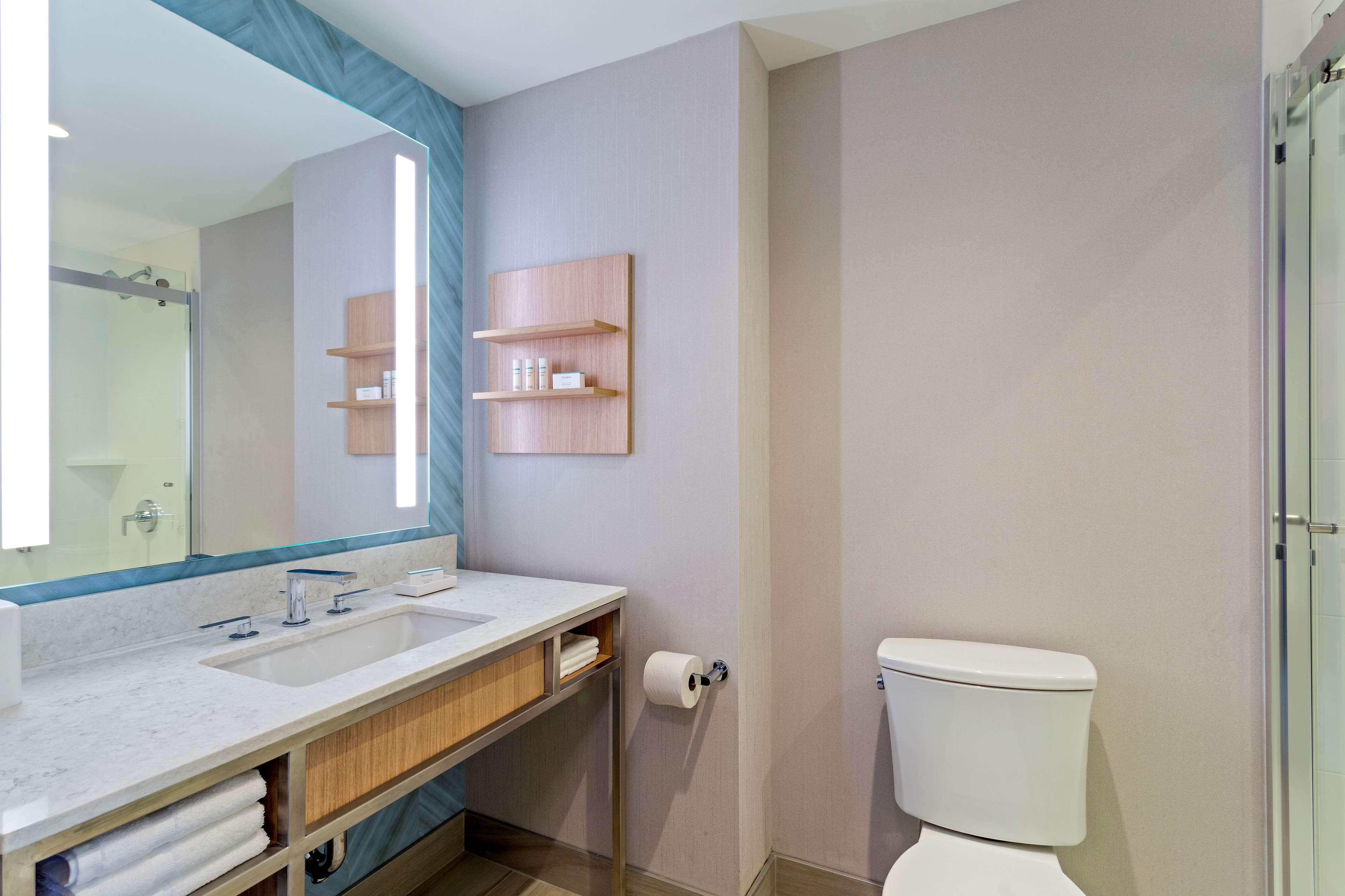 hilton garden inn boston brookline ma