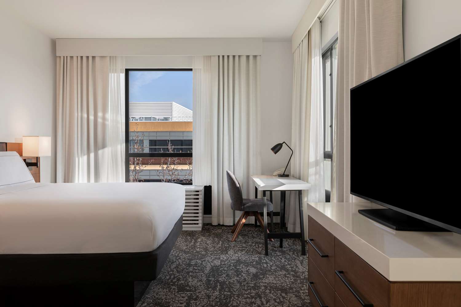 the fort sutter sacramento tapestry collection by hilton