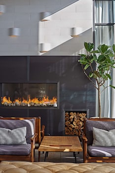The Fort Sutter Sacramento, Tapestry Collection By Hilton,Sacramento>>Arden-Arcade,4 star