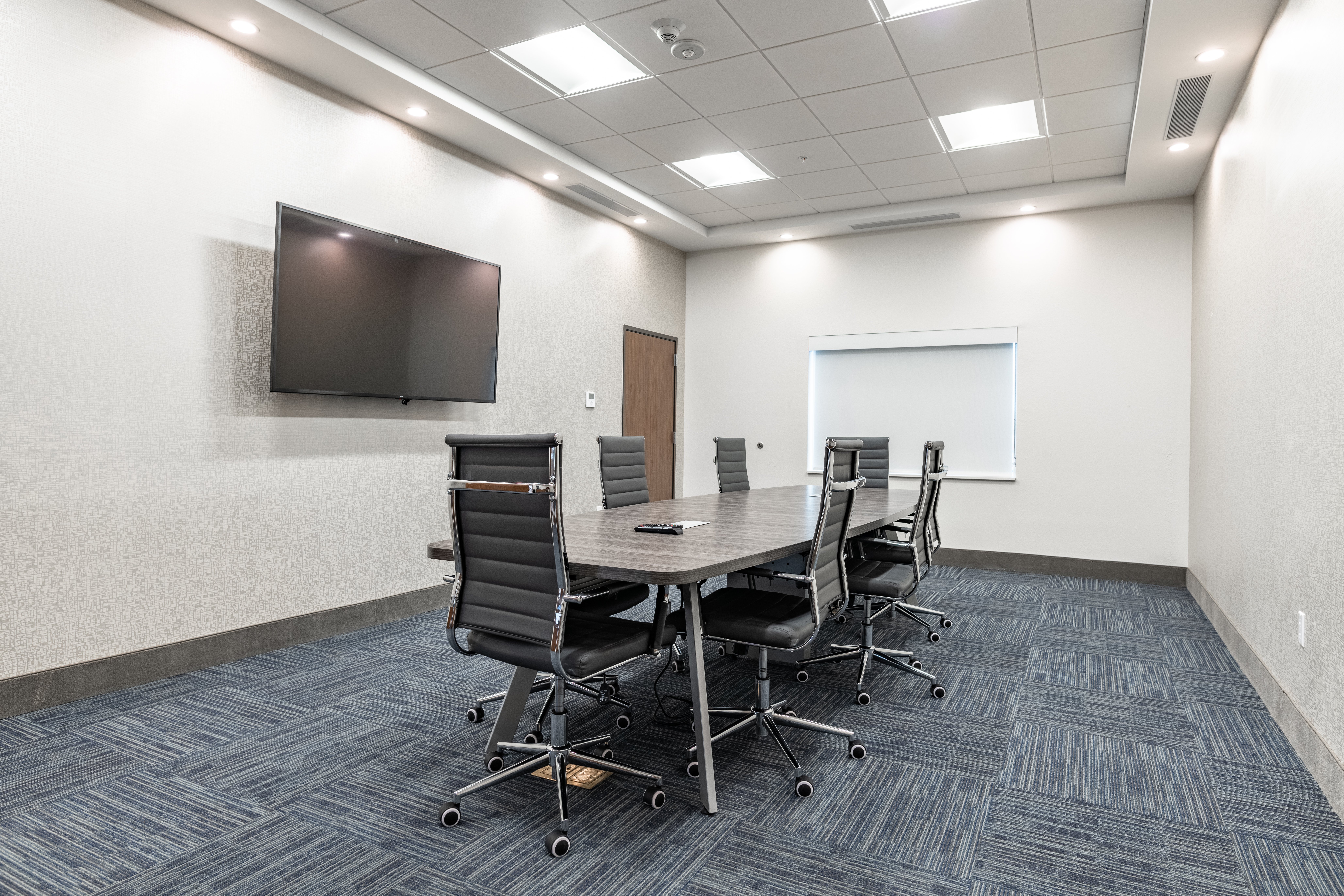 holiday inn express and suites moundsville an ihg hotel