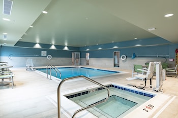 Holiday Inn Express & Suites Moundsville, An Ihg Hotel,Wheeling>>Moundsville,2.5 star
